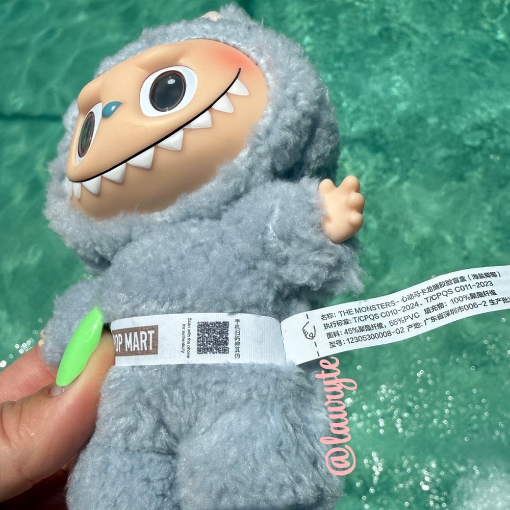 Labubu The Monsters Exciting Macaron Collection Blind Box
Sea Salt Coconut - Picture 2 of 9